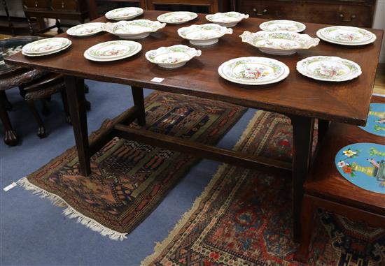 An oak dining table, W.152cm